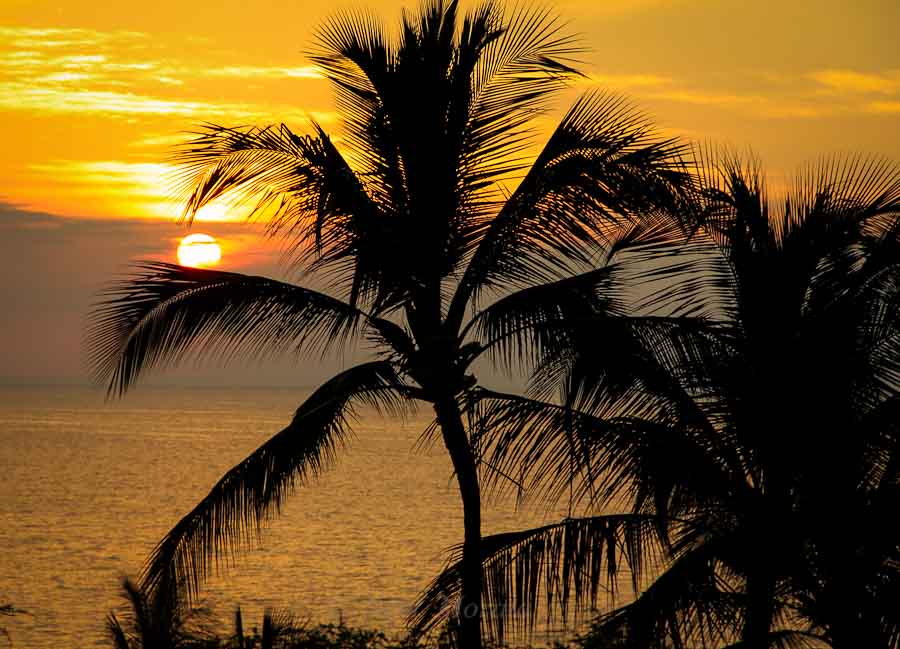 Sunset on the Big Island - things to do in Kona for free