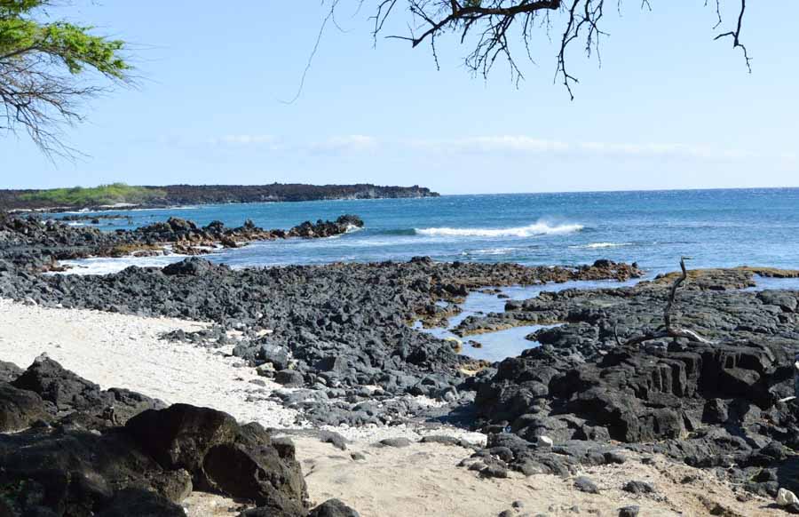 Go snorkeling on the South Side of Maui at La Perouse Bay