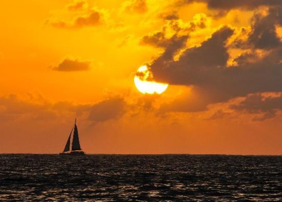 Waikiki sunset cruise