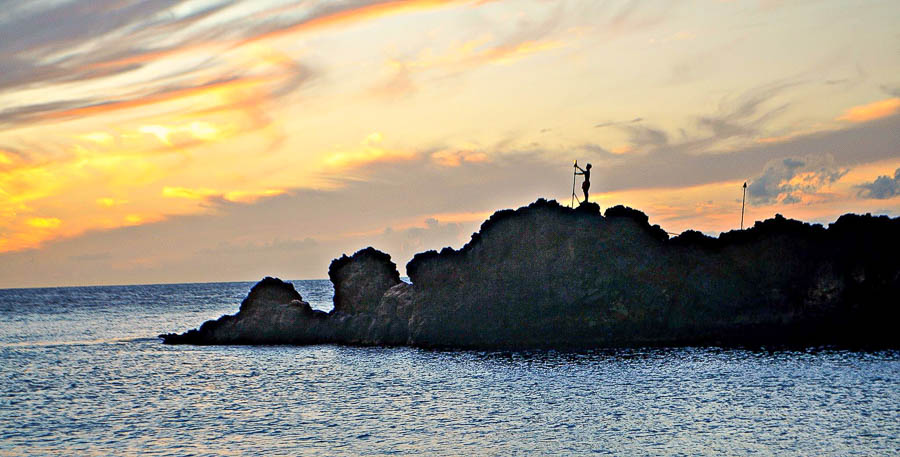 Cliff jumping off Black rock