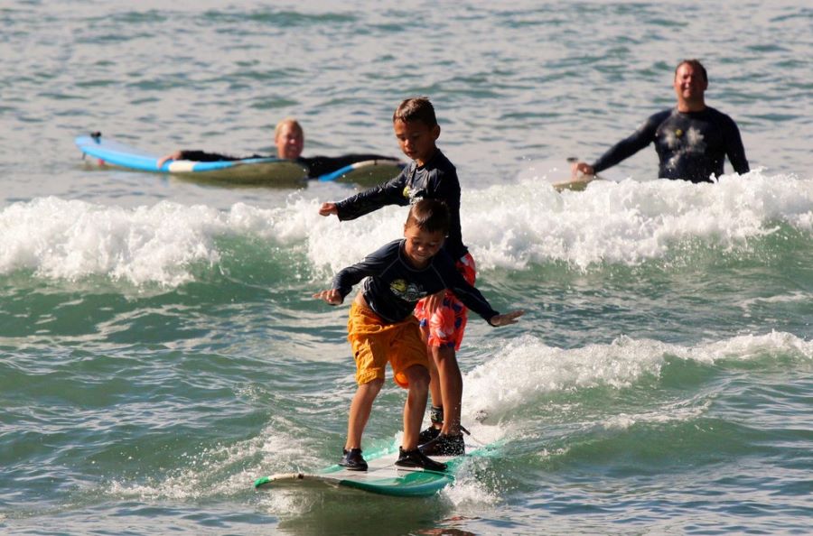surfing classes in lahaina