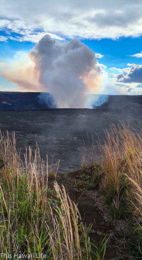Eruption at Volcanoes National Park
