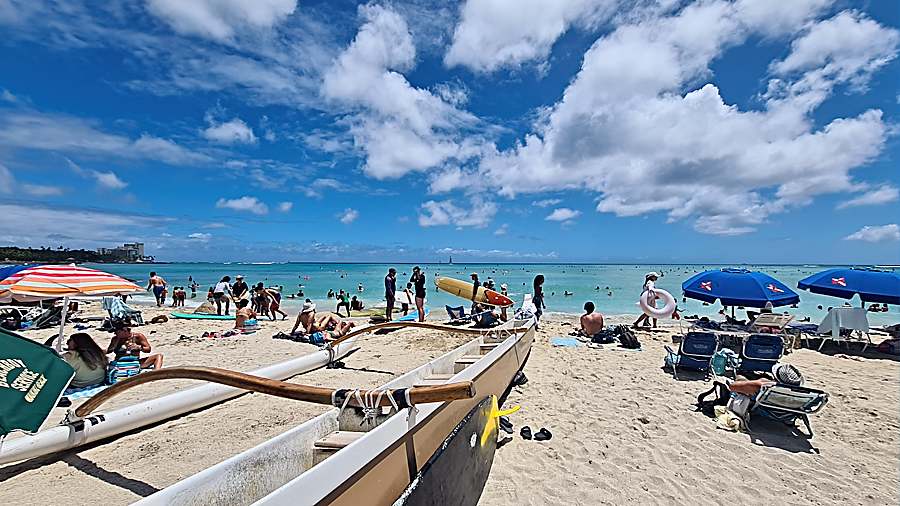 Top beaches in Oahu (beautiful beaches to swim, snorket, water adventures)