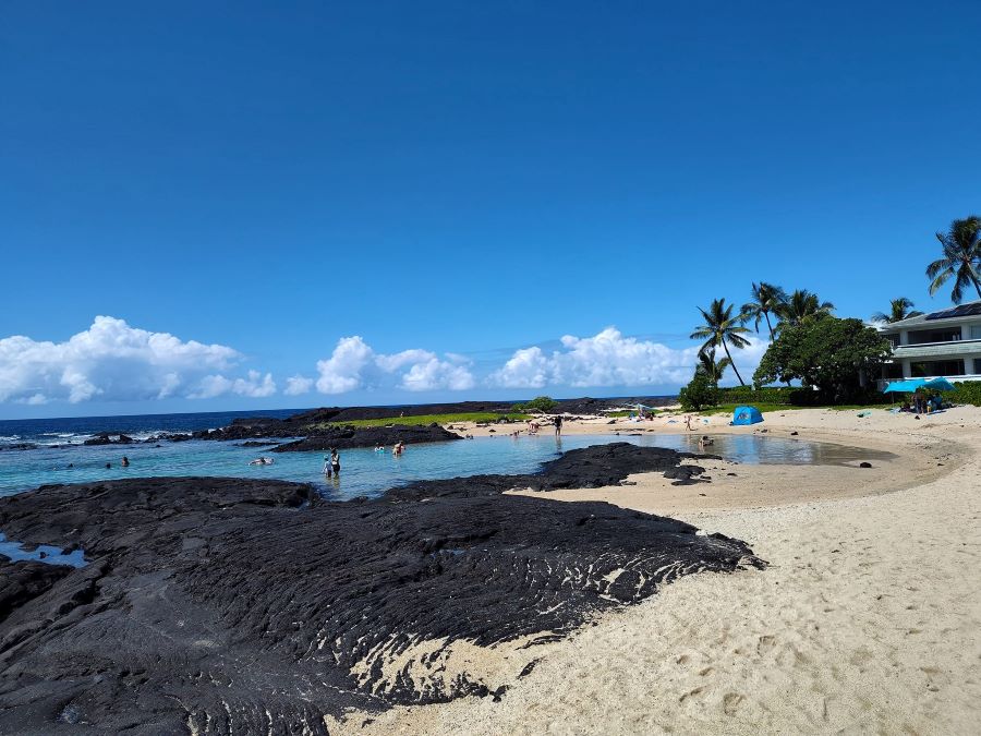 4. Keiki beach aka Baby beach